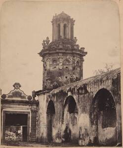 Fotografie des Turms des Sertorius, in Evora in Portugal (vom Bearbeiter vergebener Titel) von Bénard Célestin