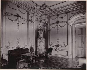 Fotografie eines Salons im Schloss Schönbrunn in Wien (vom Bearbeiter vergebener Titel) von Wlha, Josef